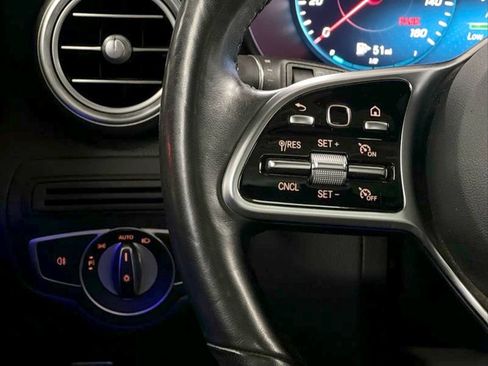 Used 2021 Mercedes-Benz GLC 300 4MATIC image 20