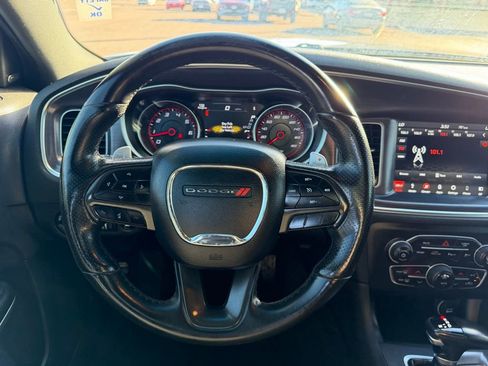 Used 2018 Dodge Charger R/T Scat Pack image 29