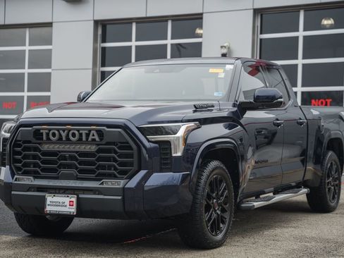 Used 2022 Toyota Tundra SR5 w/ TRD Sport Package image 3