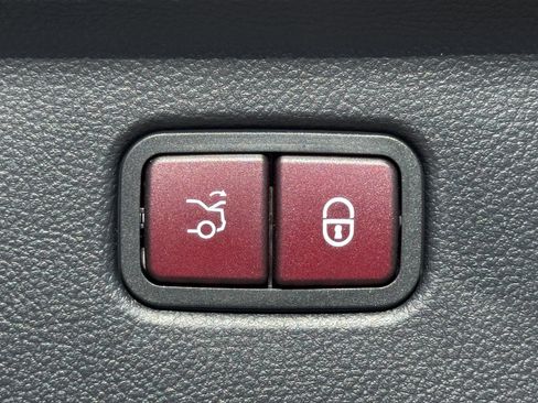 New 2026 Mercedes-Benz S 580e 4MATIC Sedan image 15