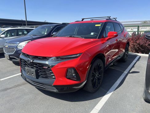 Used 2021 Chevrolet Blazer RS w/ Enhanced Convenience Package AWD/4WD image 2