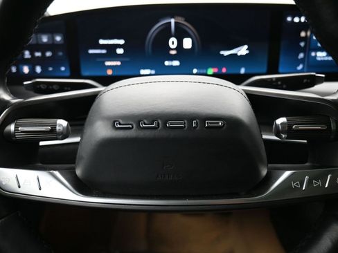 Used 2023 Lucid Air Touring image 18