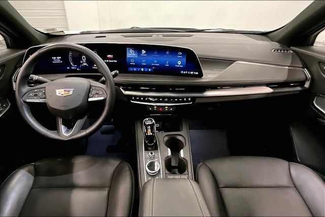 Used 2025 Cadillac XT4 Premium Luxury w/ LPO, Floor Liner Package AWD/4WD image 18
