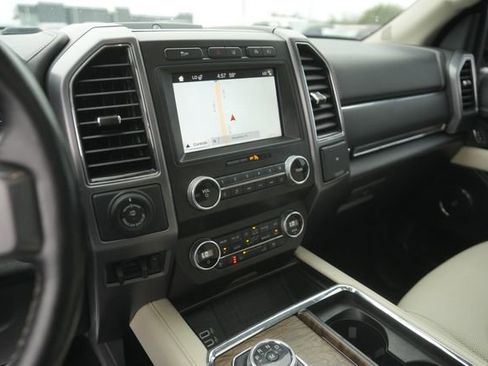 Used 2019 Ford Expedition Platinum image 38