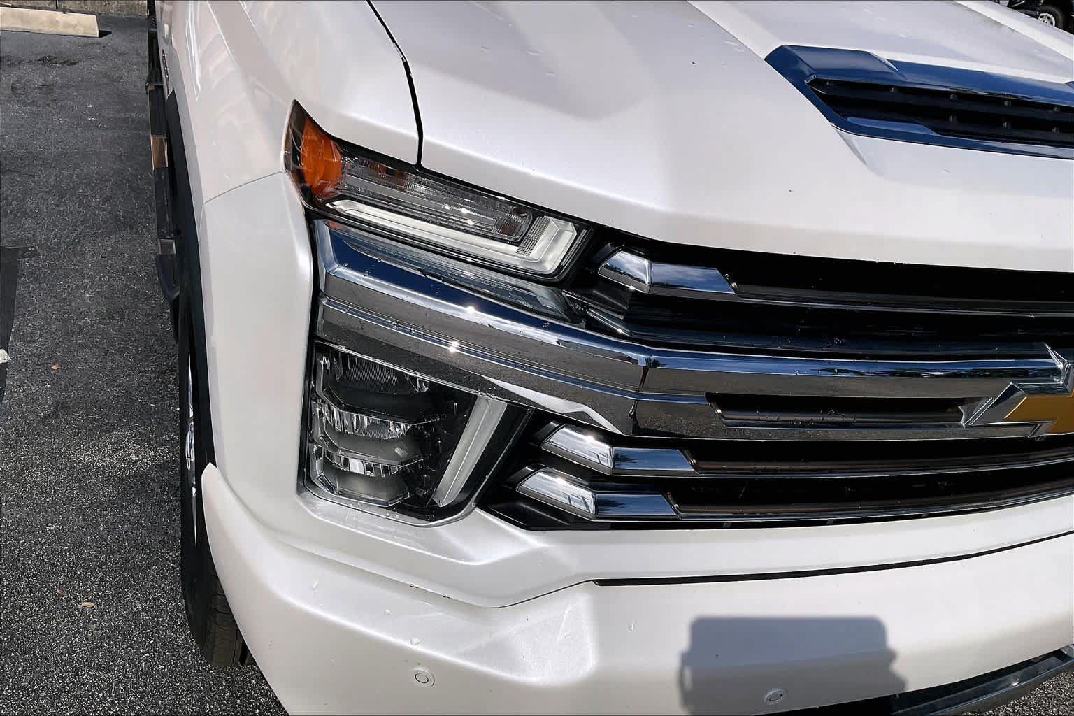 Used 2022 Chevrolet Silverado 2500 High Country w/ Z71 Off-Road Package AWD/4WD image 27