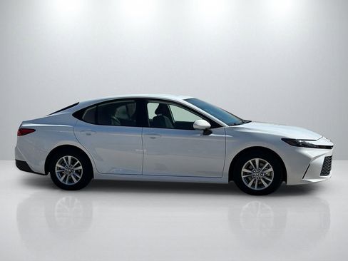Certified 2025 Toyota Camry LE FWD image 4