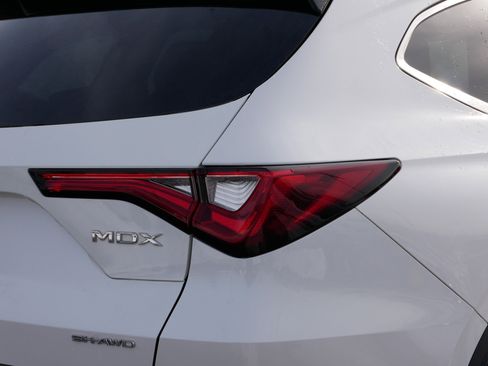 Certified 2023 Acura MDX SH-AWD w/ Technology Package image 17