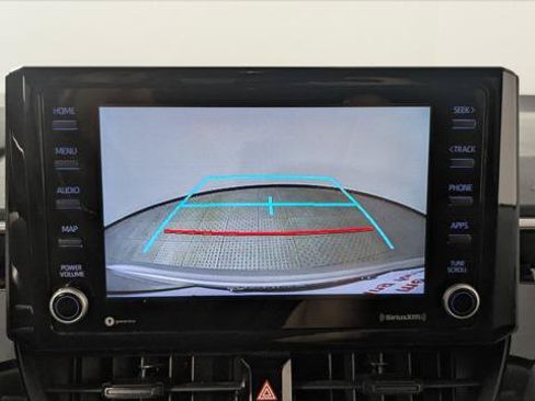 Used 2022 Toyota Corolla LE FWD image 31