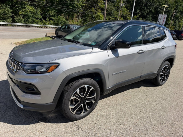 Used 2022 Jeep Compass Limited AWD/4WD image 9