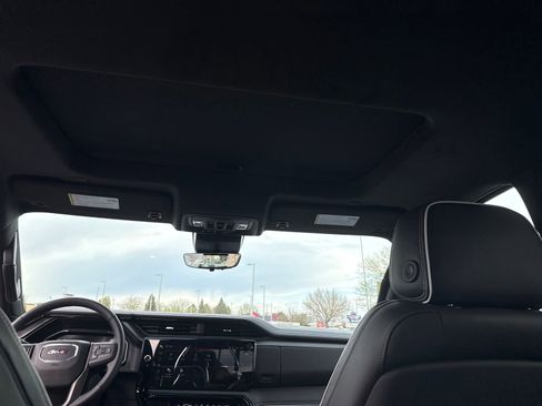 New 2026 GMC Sierra 1500 AT4X w/ AT4X AEV Edition AWD/4WD image 19
