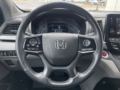 Used 2018 Honda Odyssey EX-L image 17