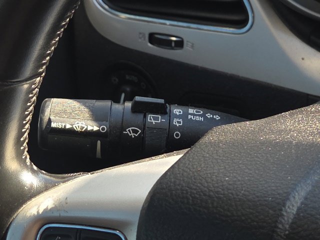 Used 2020 Dodge Journey SE w/ SE Popular Equipment Group FWD image 37