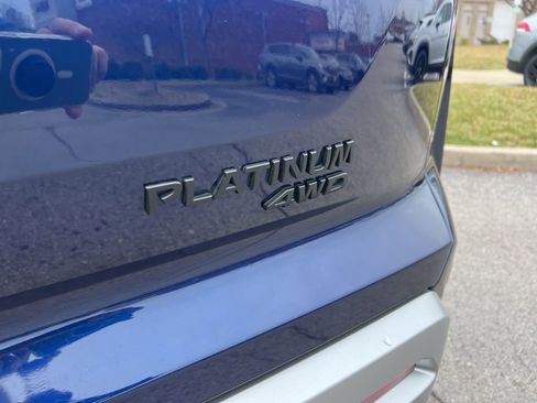 Used 2024 Nissan Pathfinder Platinum w/ Lighting Package (N93) image 25