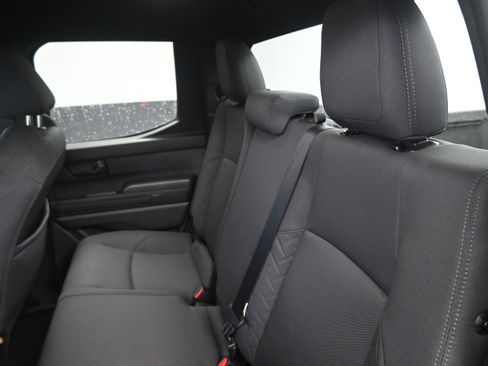 Used 2025 Toyota Tacoma SR image 17