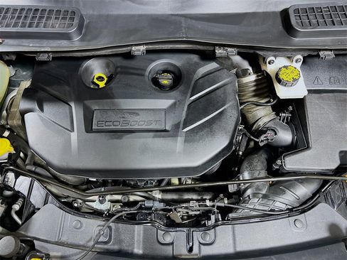 Used 2019 Ford Escape Titanium image 27