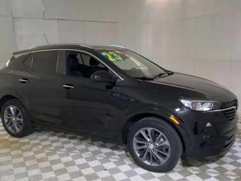 Used 2023 Buick Encore GX Select w/ Experience Buick Package AWD/4WD image 2