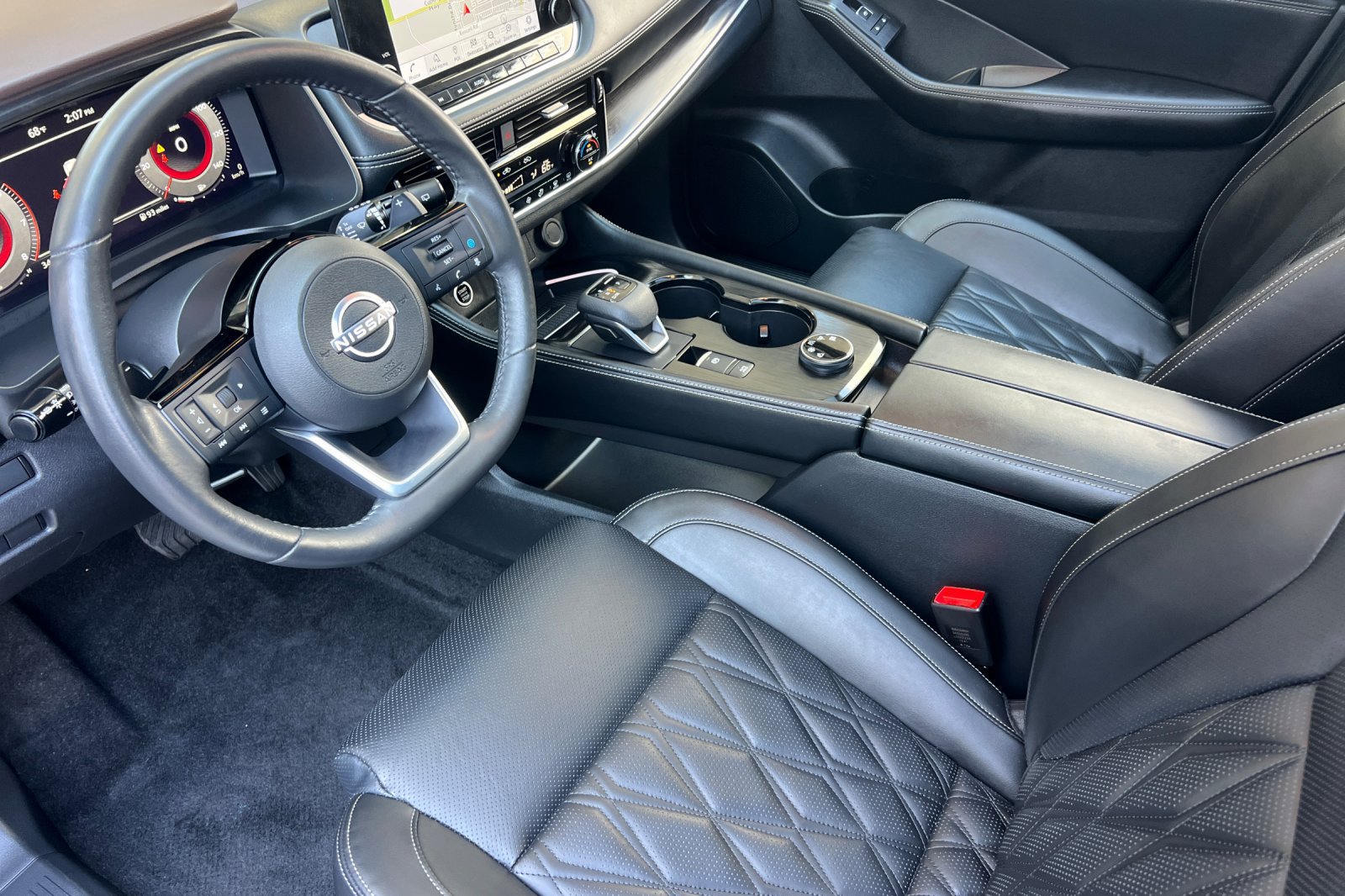 Certified 2023 Nissan Rogue Platinum w/ Platinum Premium Package AWD/4WD image 10