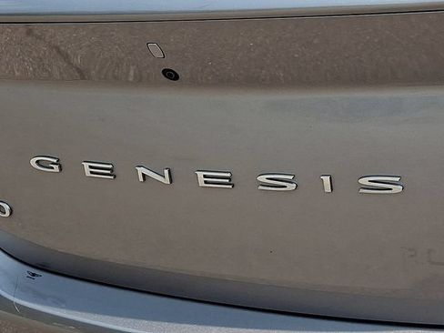 Used 2023 Genesis G70 2.0T RWD image 34