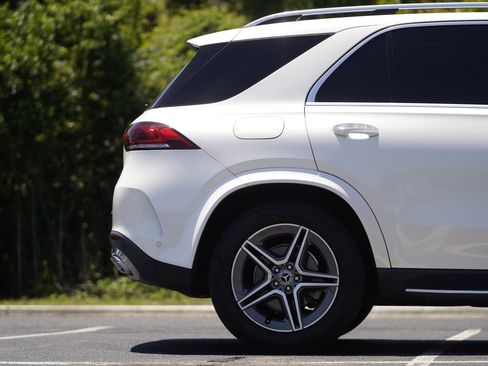 Used 2021 Mercedes-Benz GLE 350 image 5