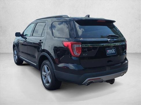 Used 2016 Ford Explorer XLT w/ Equipment Group 202A AWD/4WD image 8