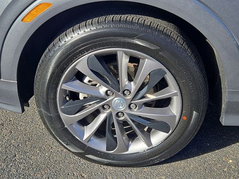 Used 2022 Buick Encore GX Preferred w/ Sport Touring Package image 9