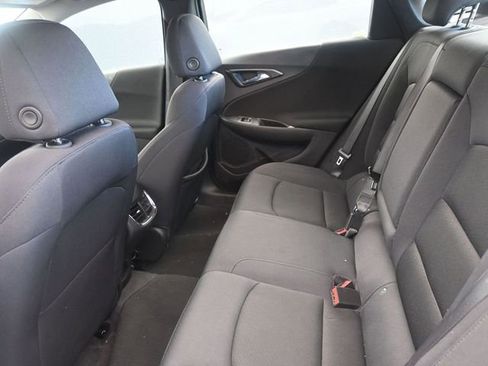 Used 2025 Chevrolet Malibu LT image 17