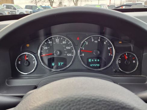 Used 2012 Jeep Liberty Sport w/ Popular Equipment Group image 12