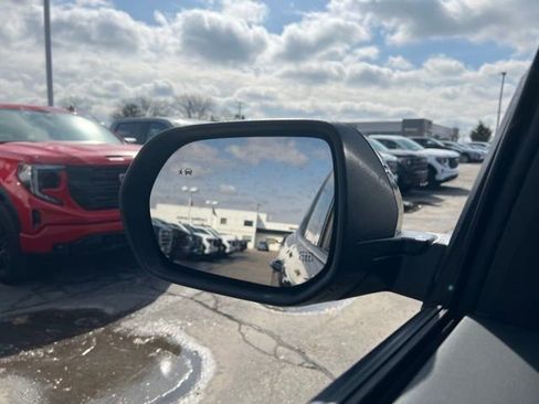 Certified 2024 GMC Acadia Elevation w/ Luxury Package image 23