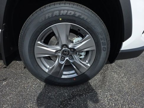 New 2025 Toyota RAV4 XLE image 11