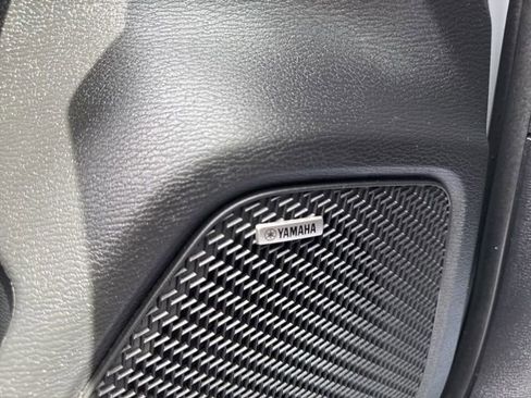 Used 2025 Mitsubishi Outlander SE AWD/4WD image 23