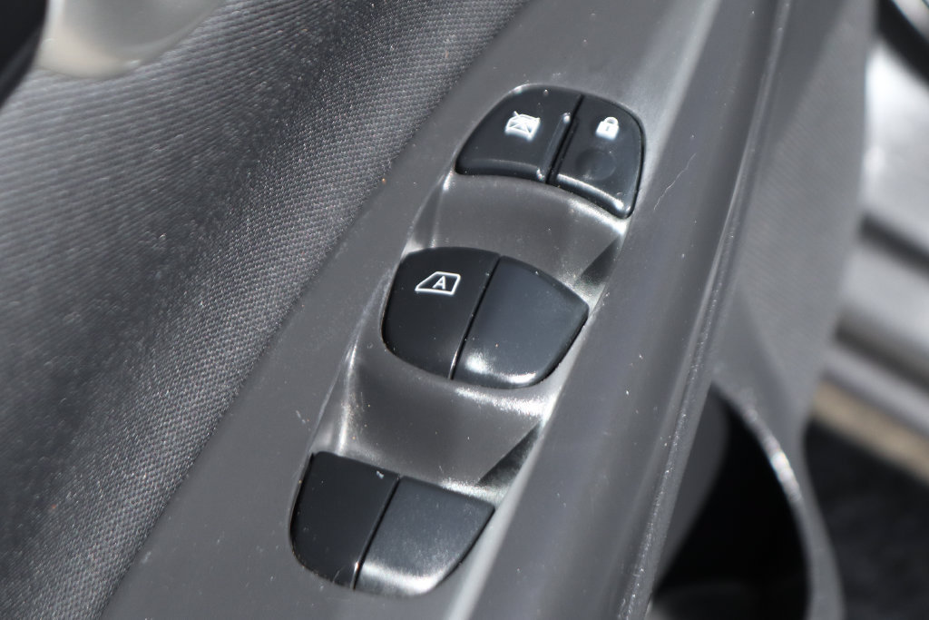 Used 2019 Nissan Sentra SV FWD image 15