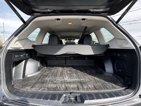 Used 2024 Subaru Forester Limited image 6