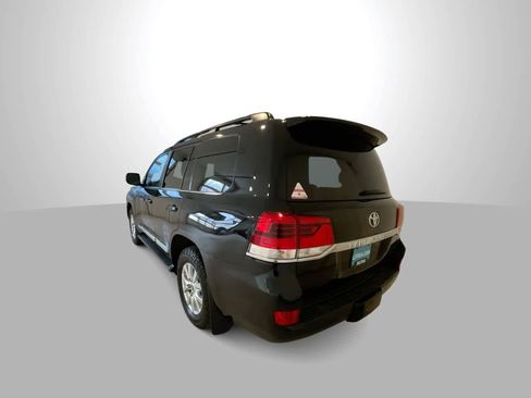 Used 2021 Toyota Land Cruiser image 6