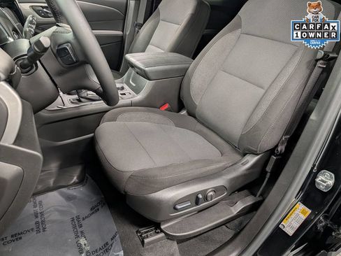Used 2023 Chevrolet Traverse LT FWD image 12