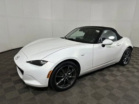 Used 2016 MAZDA MX-5 Miata Grand Touring image 7