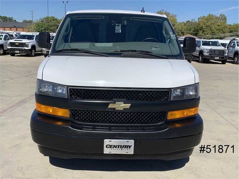 Used 2021 Chevrolet Express 2500 w/ Driver Convenience Package image 14