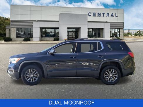 Used 2017 GMC Acadia SLT image 5