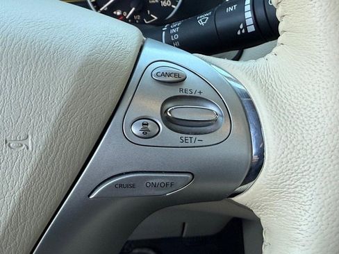 Used 2018 Nissan Murano SL w/ Moonroof Package image 18