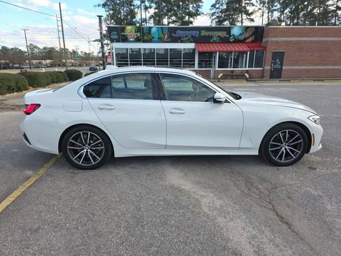 Used 2020 BMW 330i Sedan w/ Convenience Package image 3