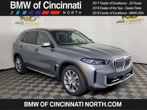 New 2026 BMW X5 xDrive50e image 1