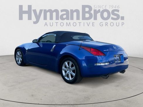 Used 2005 Nissan 350Z Touring RWD image 5