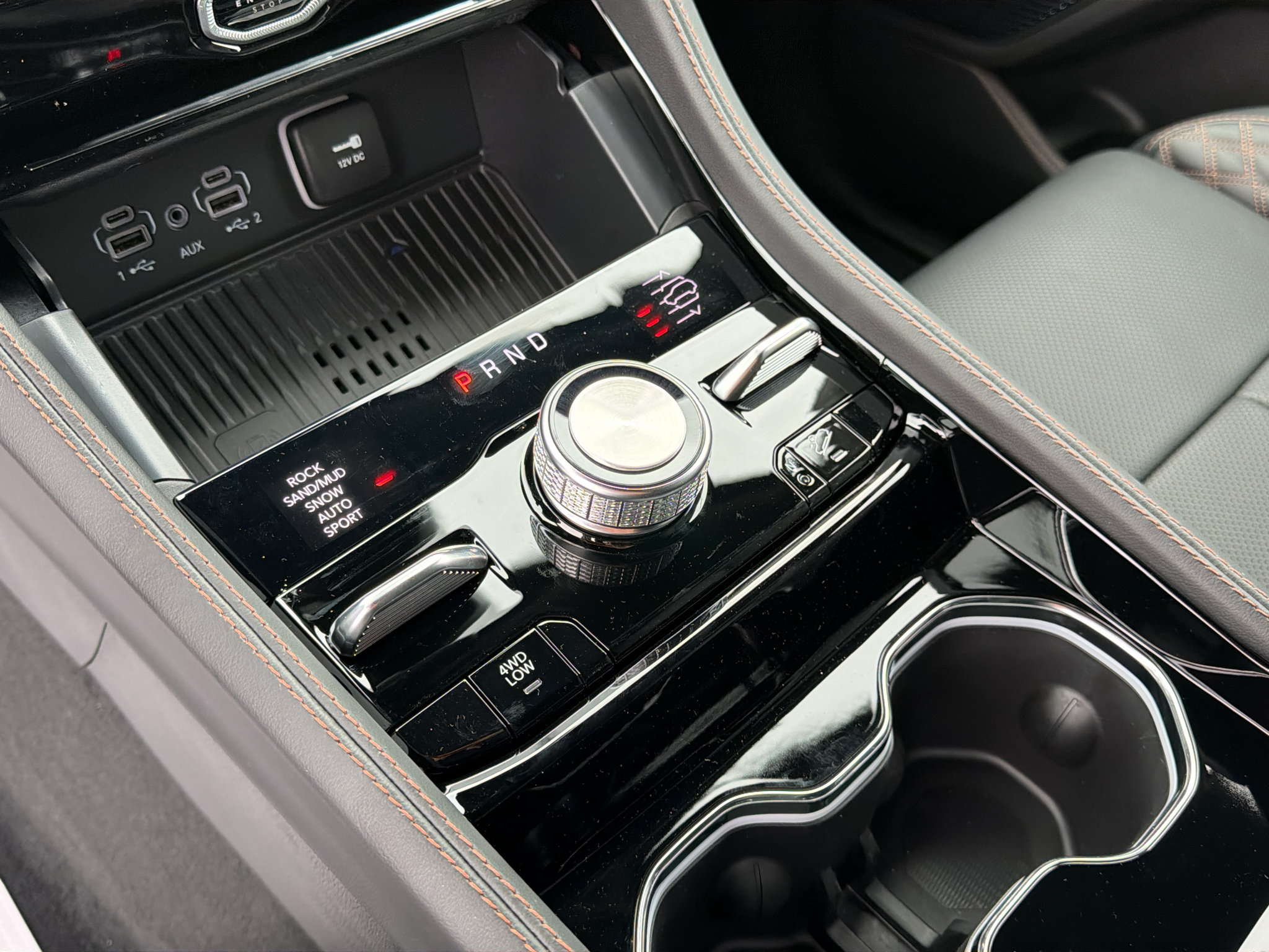New 2027 Jeep Grand Cherokee Summit AWD/4WD image 22