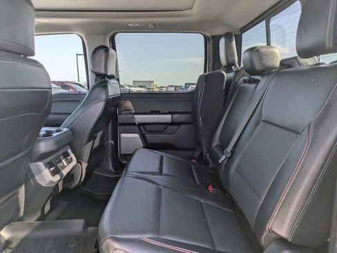 Used 2024 Ford F250 Lariat w/ Lariat Ultimate Package AWD/4WD image 12