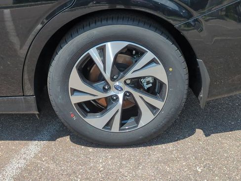 Used 2025 Subaru Legacy Premium image 13