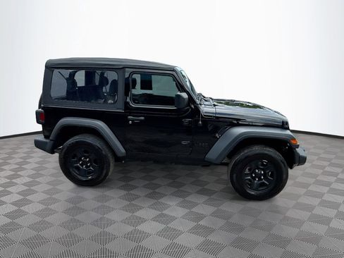 Used 2023 Jeep Wrangler Sport AWD/4WD image 5