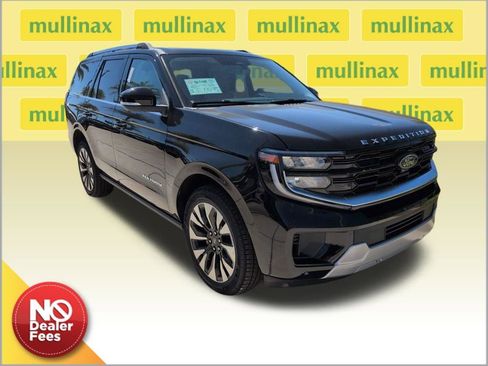 New 2026 Ford Expedition Platinum w/ Driver's Package image 1
