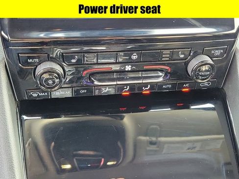 Used 2023 Jeep Grand Cherokee L Limited image 16