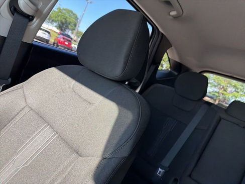 Used 2025 Hyundai Tucson SEL FWD image 17