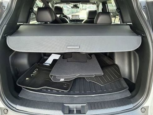 Used 2025 Honda CR-V Sport-L image 11