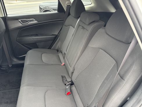 Certified 2023 Kia Sportage LX AWD/4WD image 17